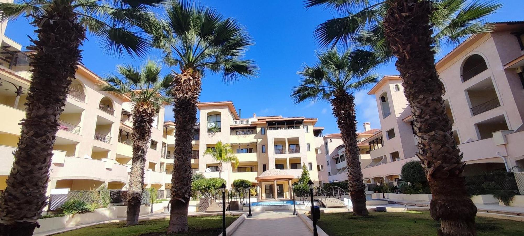 Apartment Queens Gardens 104 Paphos